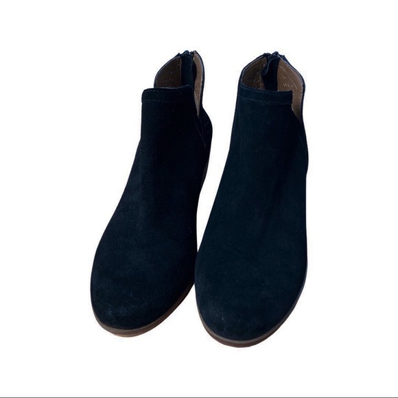 SUSINA black suede booties - Picture 3 of 9